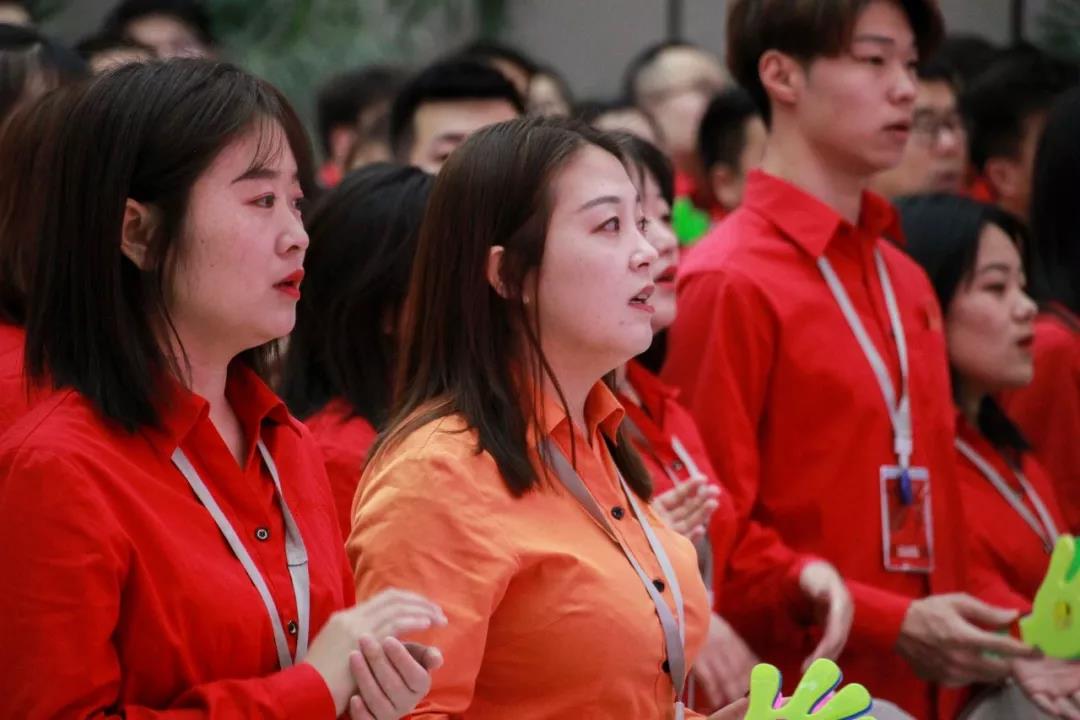 林鳳裝飾集團2019年度總結暨表彰大會